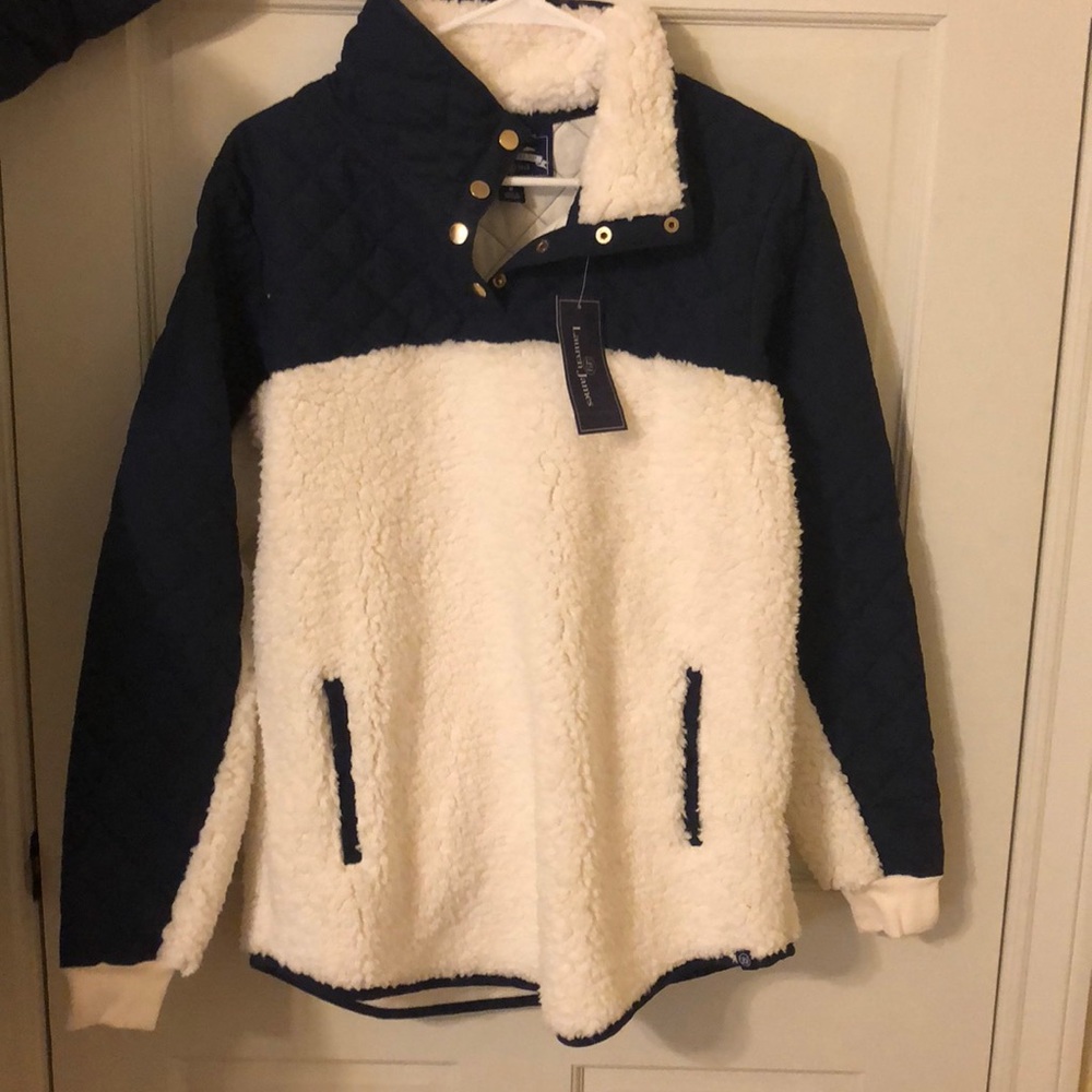 Brand new Logan quilted pullover